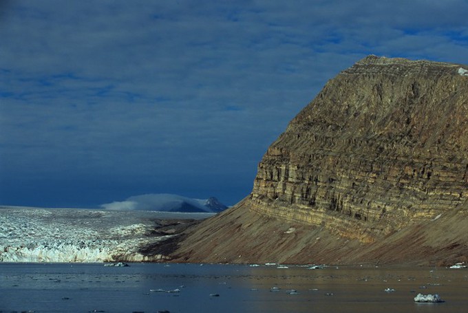 Typische Landschaft von Svalbard